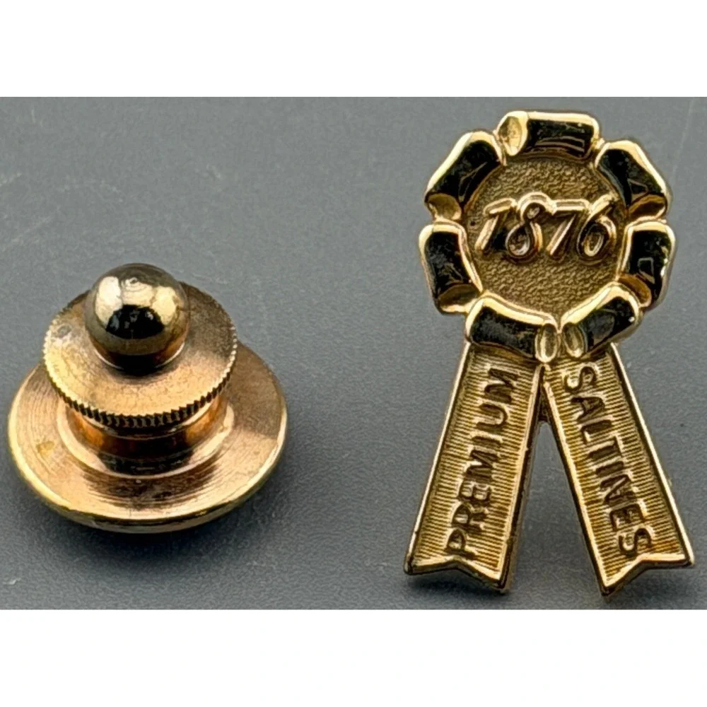 Vintage Premium Saltines Lapel Pin Advertising Ribbon Gold Tone 1976 3/8